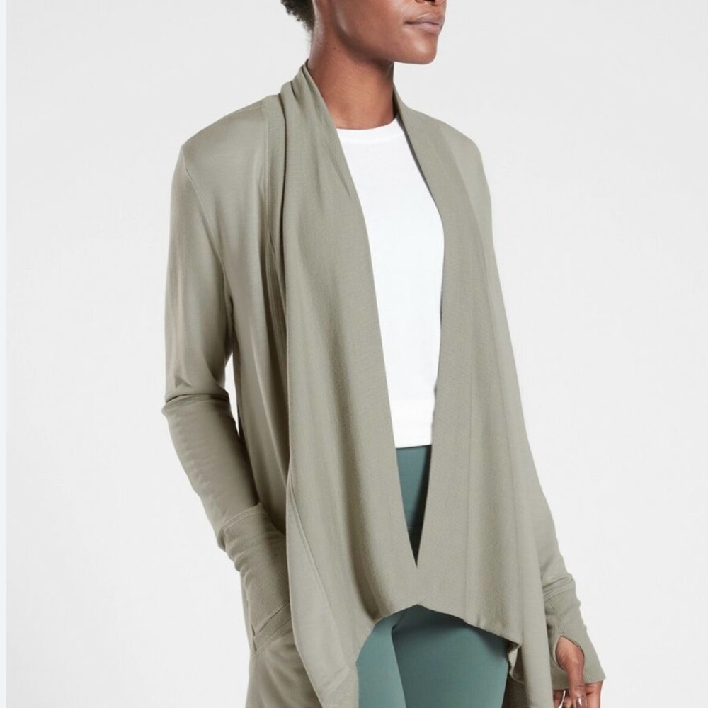 Athleta pranayama wrap power of the she open cardigan size large